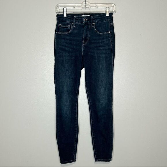 Good American Good Legs Crop Jeans - Picture 5 of 6